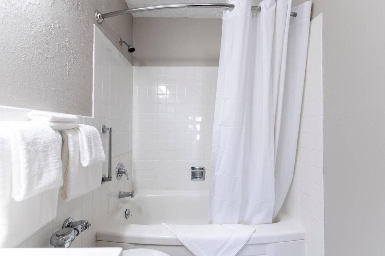 Abode Vue At 3Rd Downtown Loft Style Suite + Sleeper Sofa 路易斯威尔 外观 照片